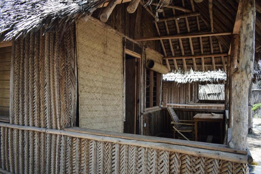 Ushongo Beach Bandas Pangani Екстериор снимка