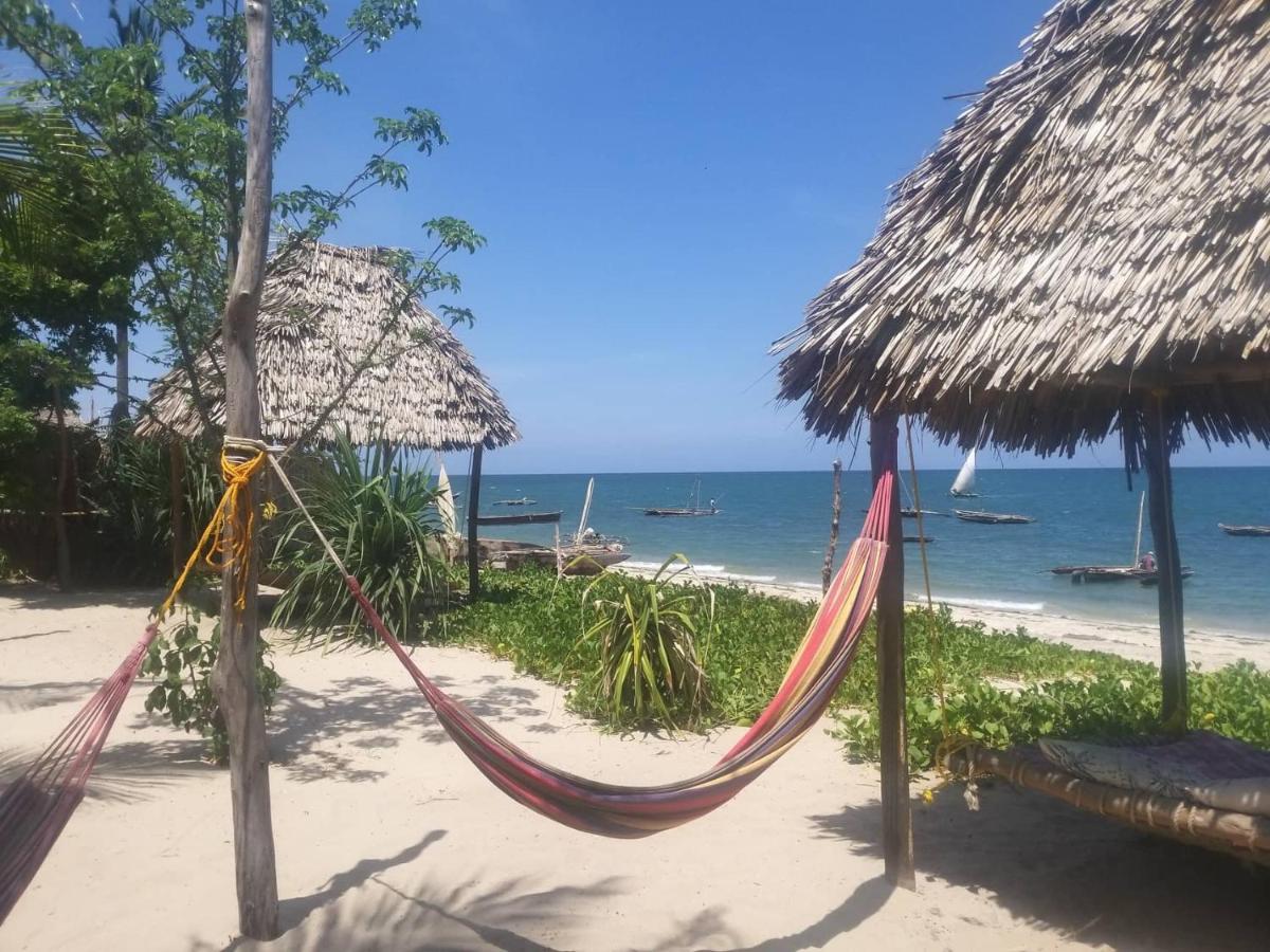 Ushongo Beach Bandas Pangani Екстериор снимка