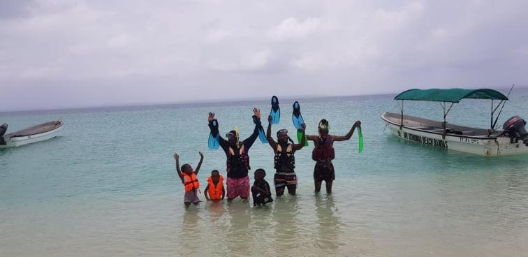 Ushongo Beach Bandas Pangani Екстериор снимка